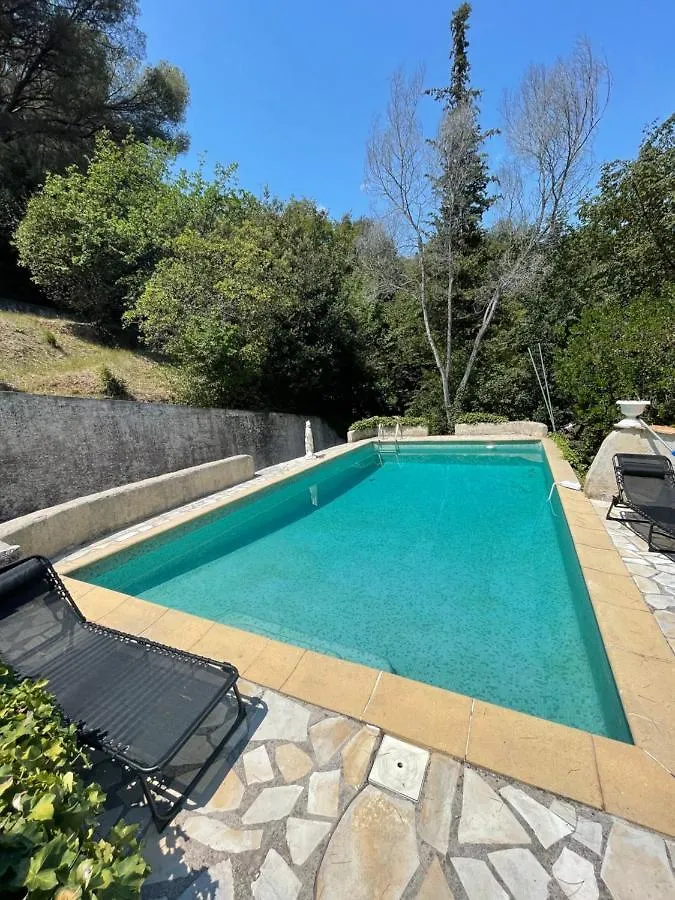 Studio En Bas De Villa Avec Piscine Proche Bord De Mer Cagnes-sur-Mer