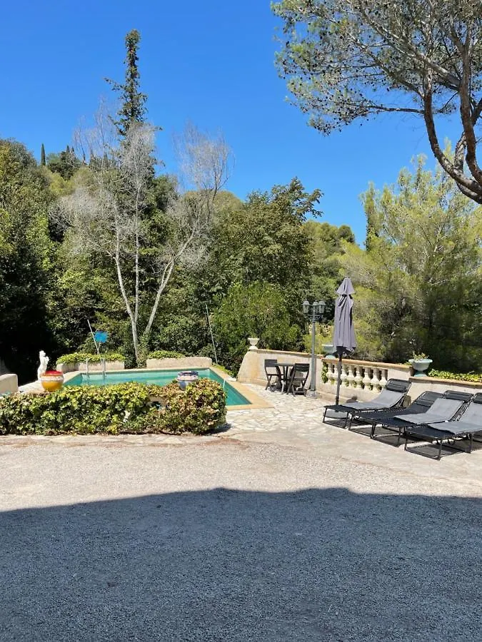 Studio En Bas De Villa Avec Piscine Proche Bord De Mer Cagnes-sur-Mer France